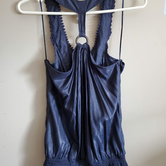 Blue Sleeveless Blouse - Picture 6 of 6